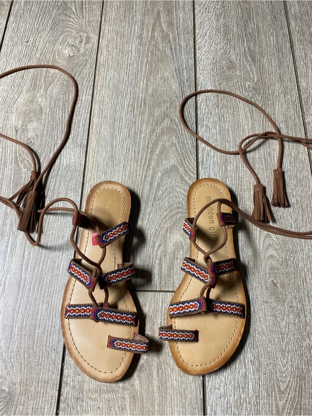 Madden Girl Boho Embroidered Gladiator Sandals Brown Lace Up Tassel Toe Loop 6